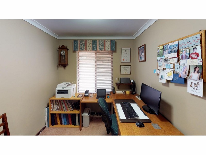 18 Paterson Gardens, Winthrop WA 6150
