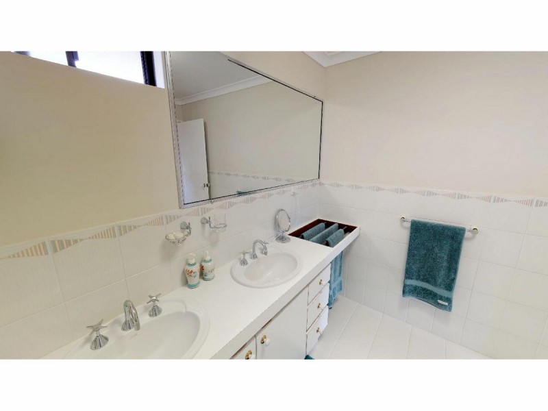 18 Paterson Gardens, Winthrop WA 6150