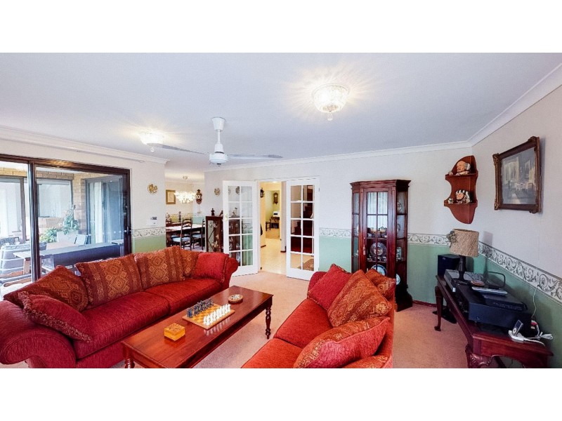 18 Paterson Gardens, Winthrop WA 6150