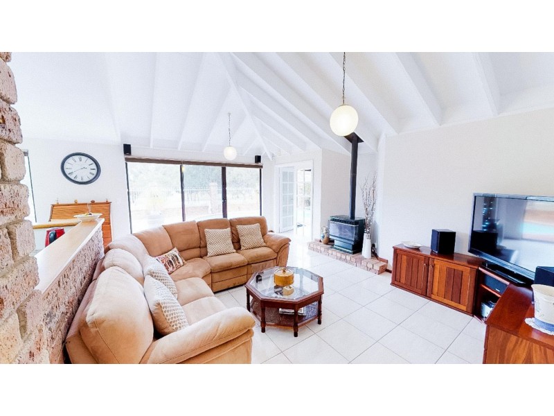 18 Paterson Gardens, Winthrop WA 6150