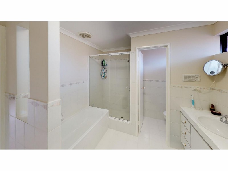 18 Paterson Gardens, Winthrop WA 6150