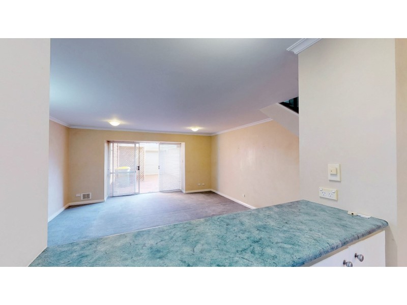 19/1 Feeney Street, North Fremantle WA 6159