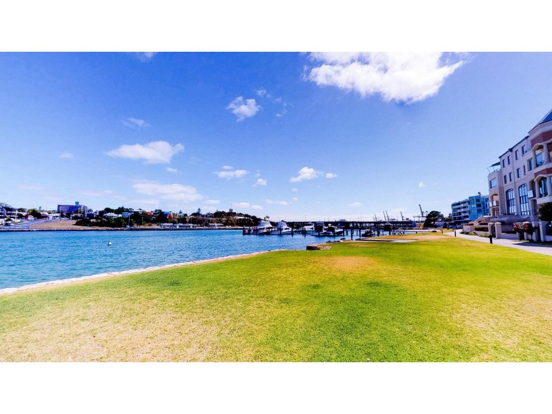 19/1 Feeney Street, North Fremantle WA 6159
