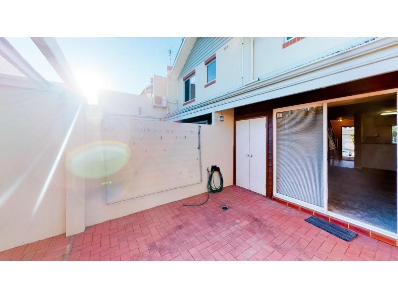 19/1 Feeney Street, North Fremantle WA 6159