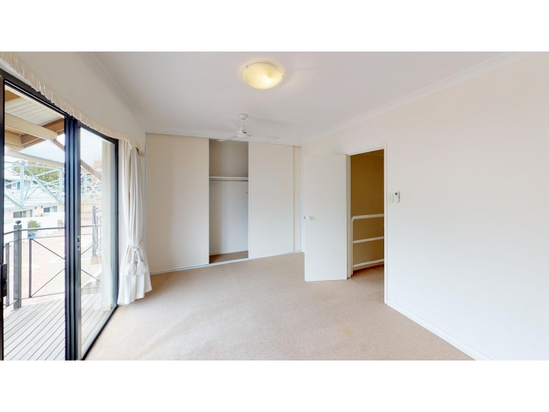 33/330 South Terrace, South Fremantle WA 6162