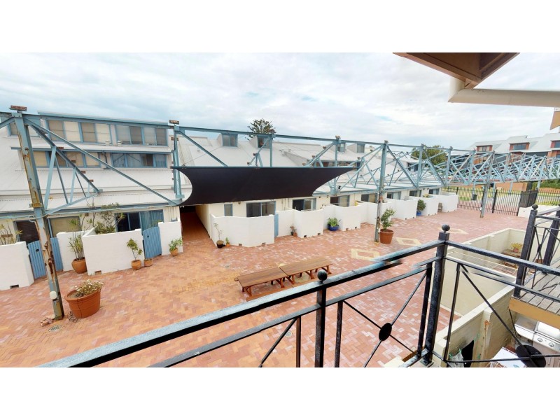 33/330 South Terrace, South Fremantle WA 6162