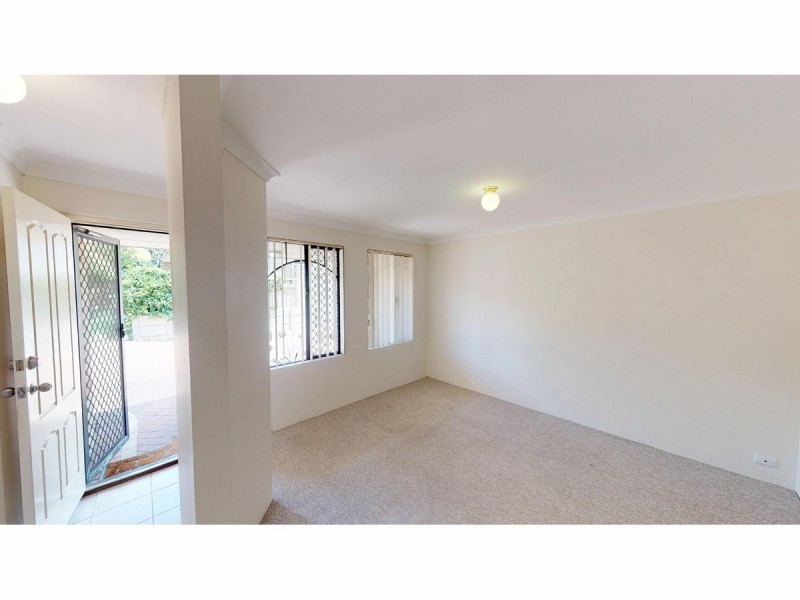 8 Cole Place, Willagee WA 6156