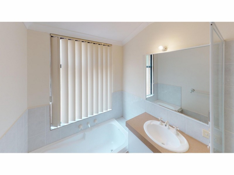 8 Cole Place, Willagee WA 6156