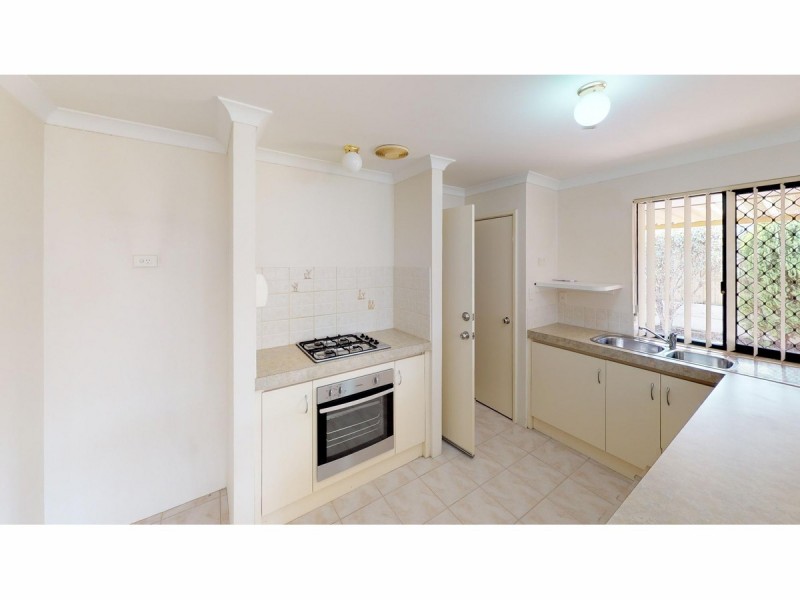 8 Cole Place, Willagee WA 6156