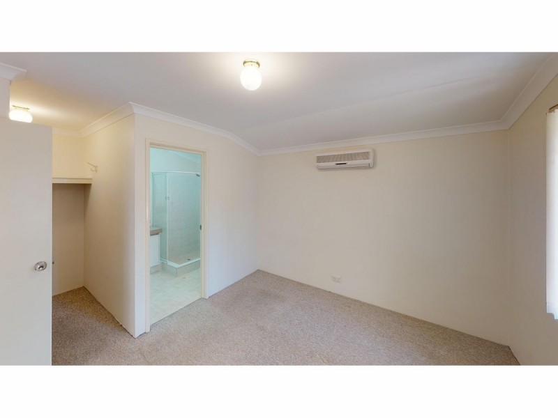 8 Cole Place, Willagee WA 6156