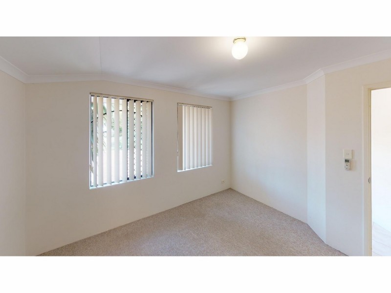 8 Cole Place, Willagee WA 6156