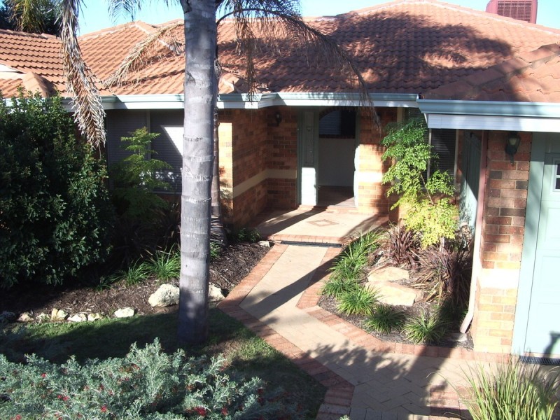 12 Watercress Gardens, Spearwood WA 6163