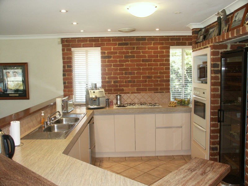 12 Watercress Gardens, Spearwood WA 6163