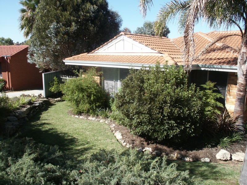 12 Watercress Gardens, Spearwood WA 6163