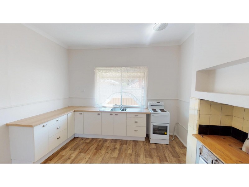 10 Southend Road, Hamilton Hill WA 6163