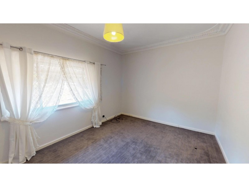 10 Southend Road, Hamilton Hill WA 6163