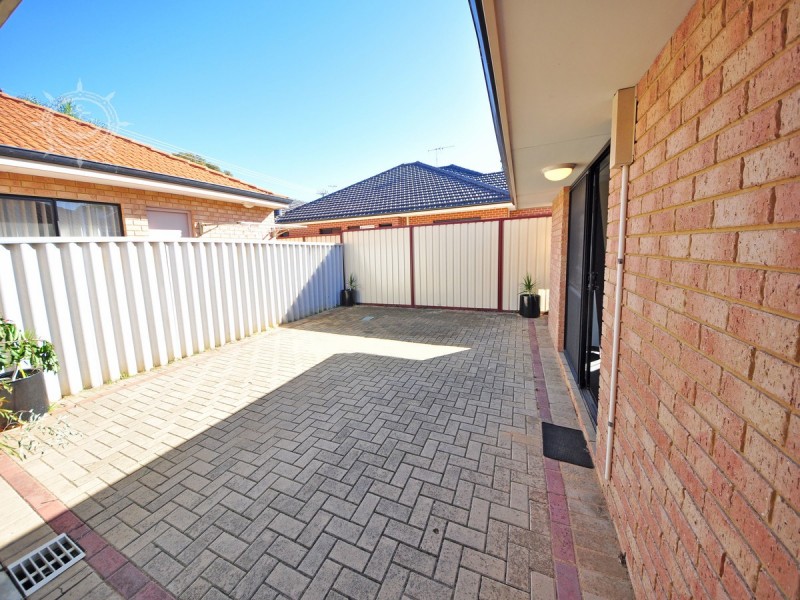 288A Carrington Street, Hilton WA 6163