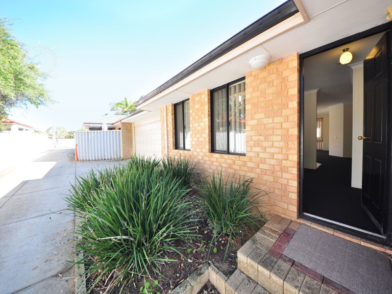 288A Carrington Street, Hilton WA 6163