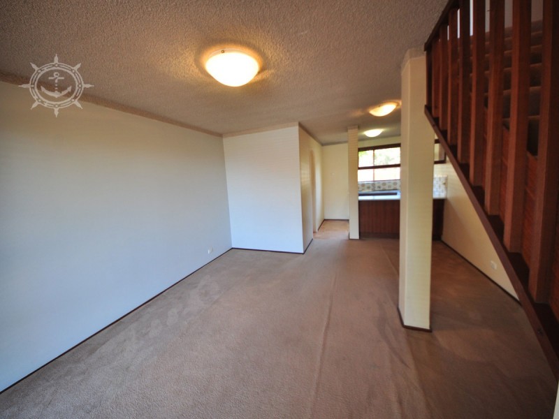 2/10 Stirling Street, Fremantle WA 6160