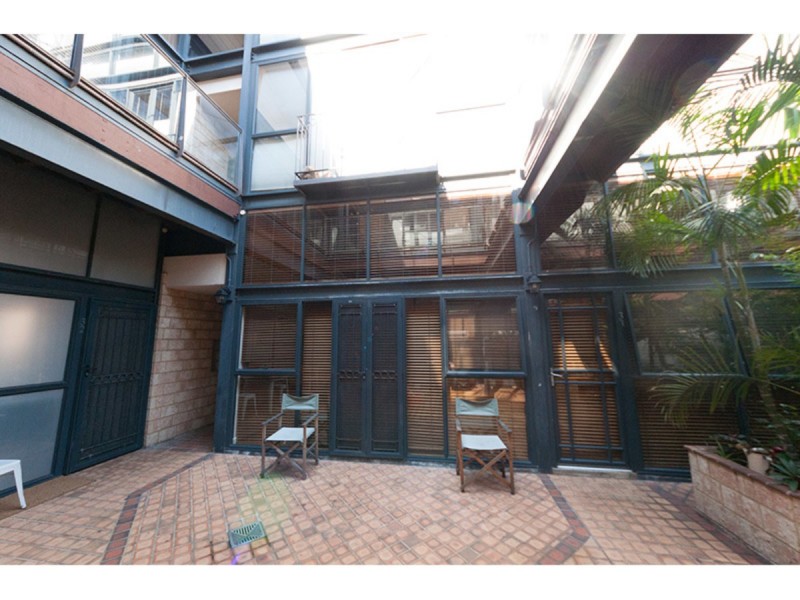 33/13-15 Cantonment, Fremantle WA 6160