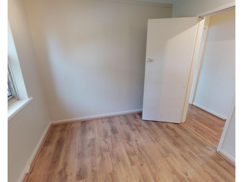 5/2 Pengilly Road, Orelia WA 6167