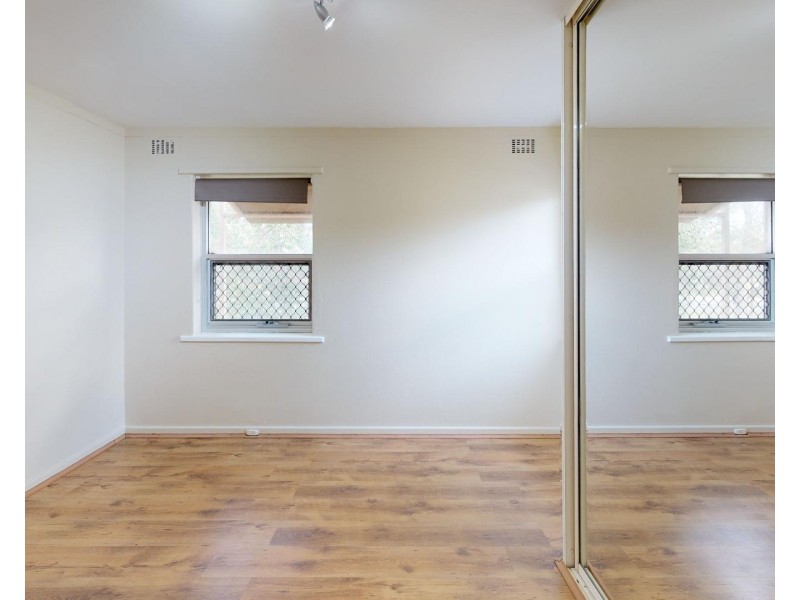 5/2 Pengilly Road, Orelia WA 6167