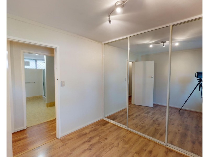 5/2 Pengilly Road, Orelia WA 6167