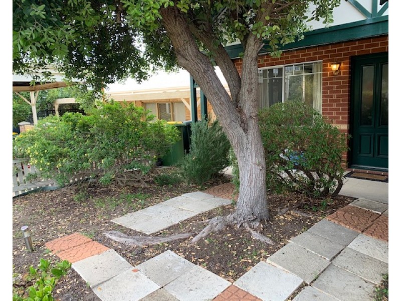 5 Bolton Place, Fremantle WA 6160