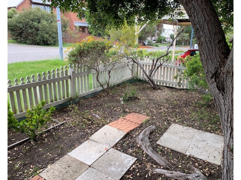 5 Bolton Place, Fremantle WA 6160