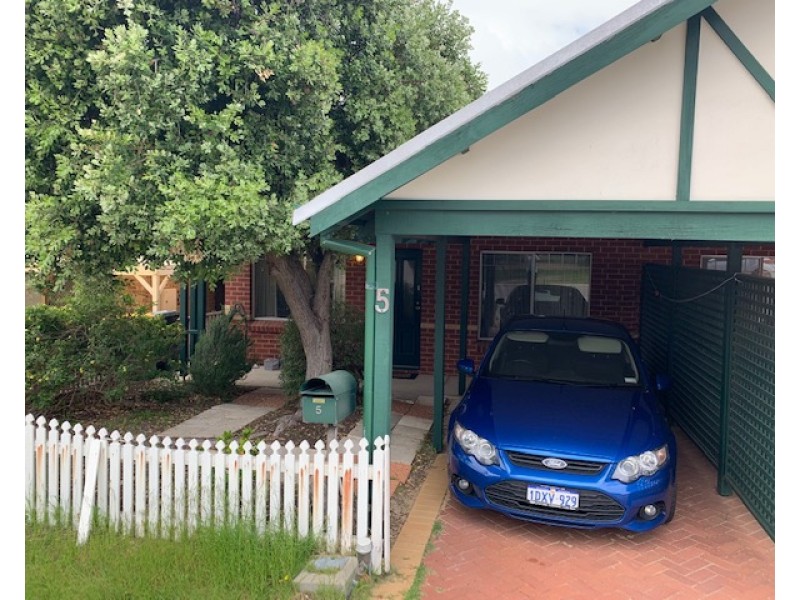 5 Bolton Place, Fremantle WA 6160