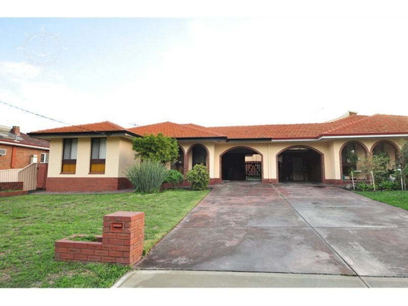 5B Lewington Street, Beaconsfield WA 6162