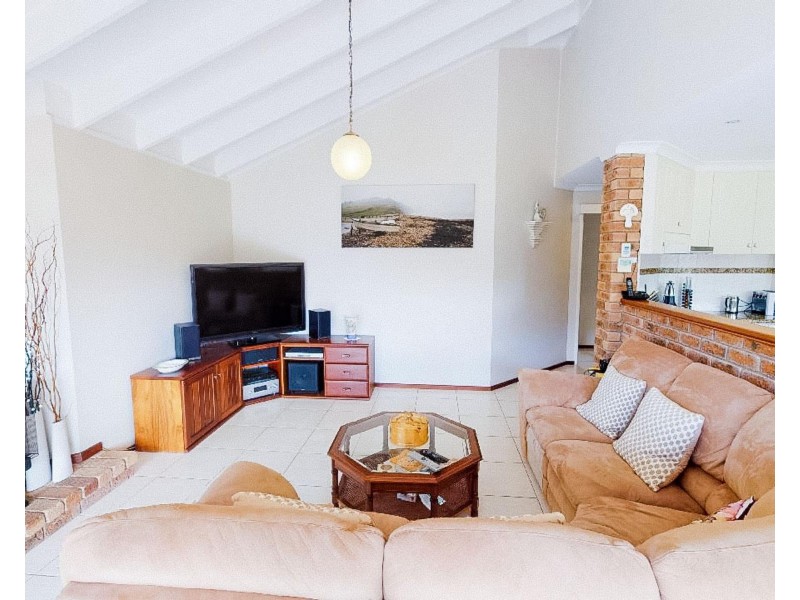 18 Paterson Gardens, Winthrop WA 6150