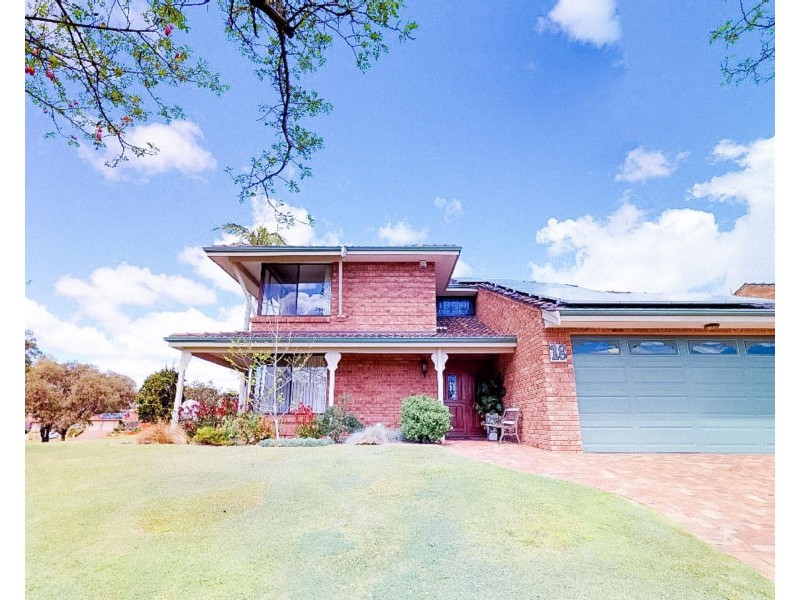 18 Paterson Gardens, Winthrop WA 6150
