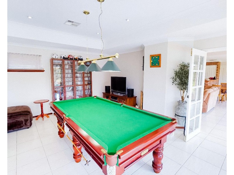 18 Paterson Gardens, Winthrop WA 6150