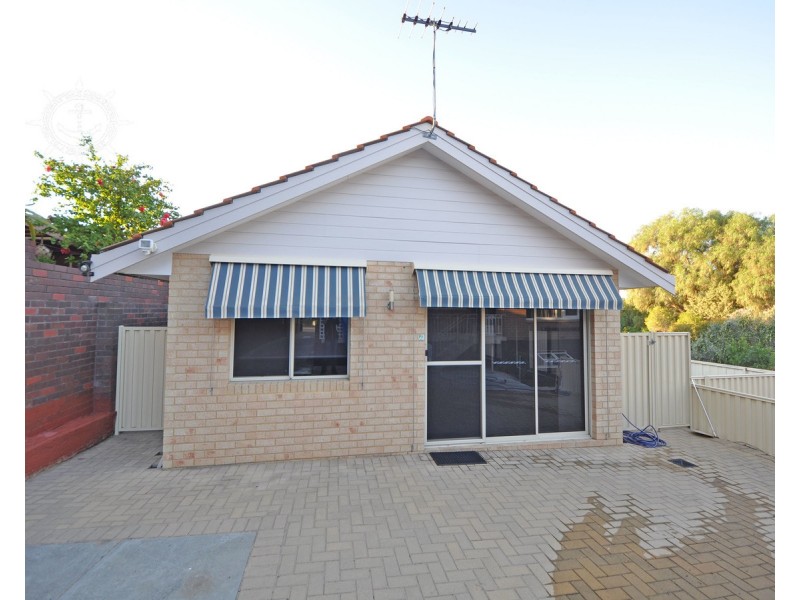 178A South Street, White Gum Valley WA 6162