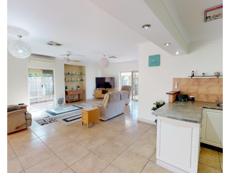 9 Perth Place, Canning Vale WA 6155