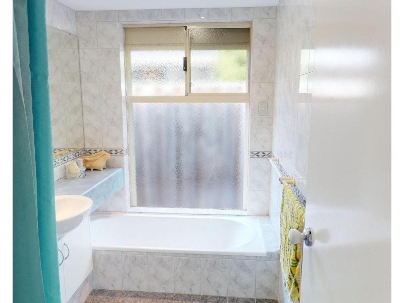 9 Perth Place, Canning Vale WA 6155