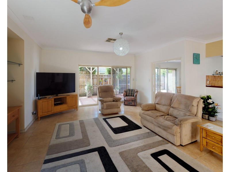 9 Perth Place, Canning Vale WA 6155