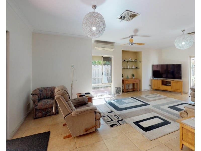 9 Perth Place, Canning Vale WA 6155