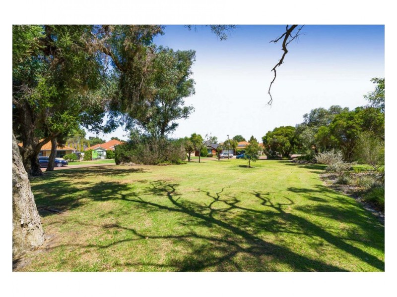 9 Perth Place, Canning Vale WA 6155