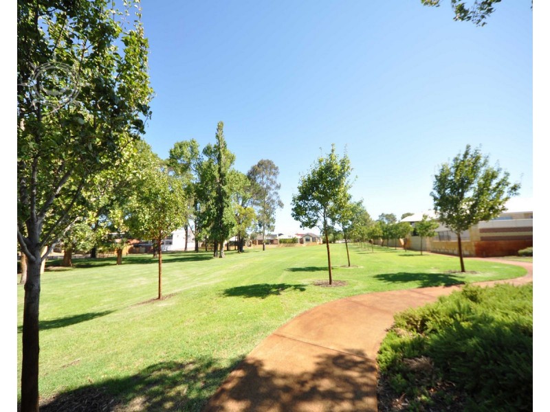 10 Crabtree Mews, O’connor WA 6163