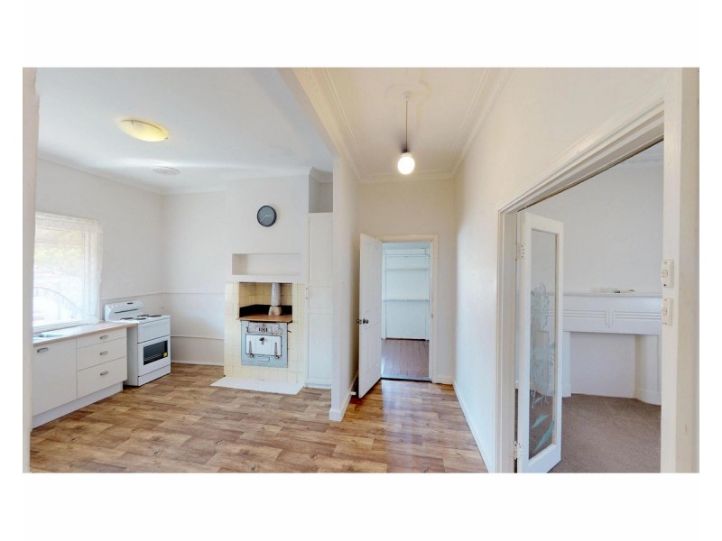 10 Southend Road, Hamilton Hill WA 6163