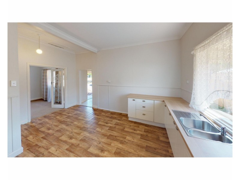 10 Southend Road, Hamilton Hill WA 6163