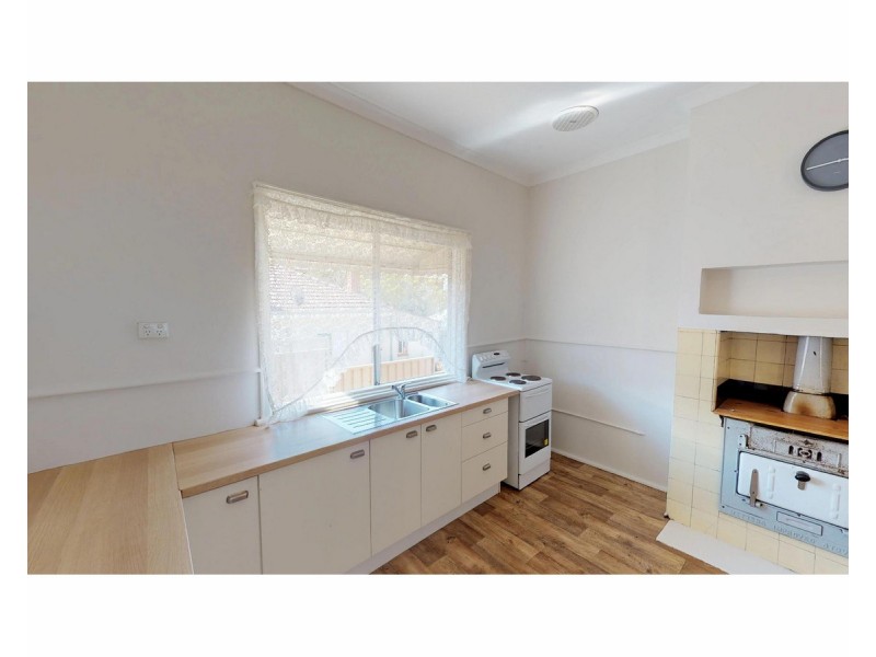 10 Southend Road, Hamilton Hill WA 6163