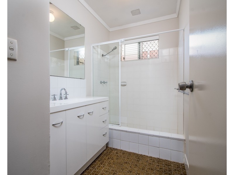 24a Mather Road, Beaconsfield WA 6162