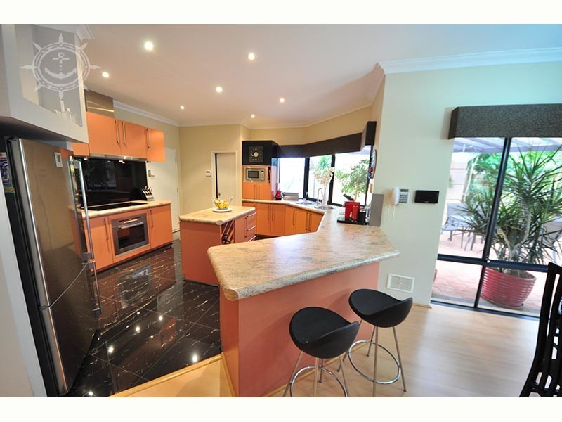 1 Carello Circuit, Coogee WA 6166