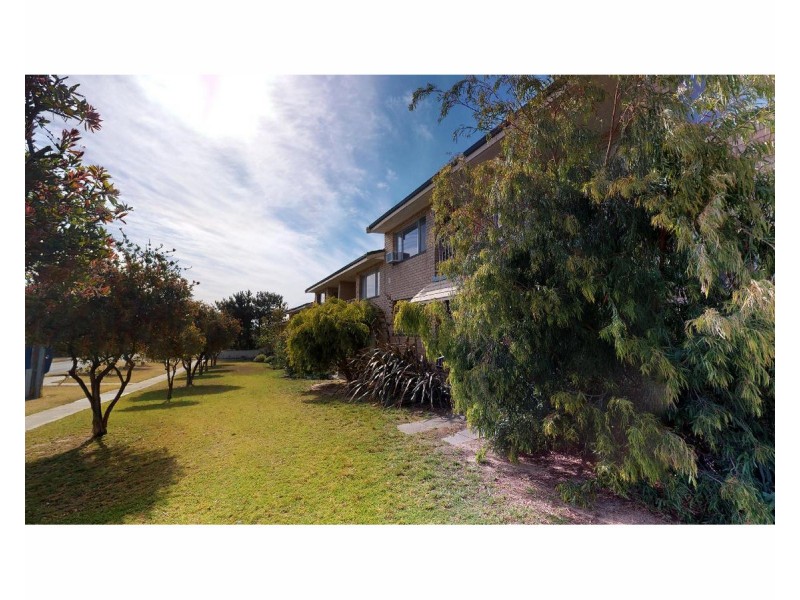 1/142 Watkins Street, White Gum Valley WA 6162