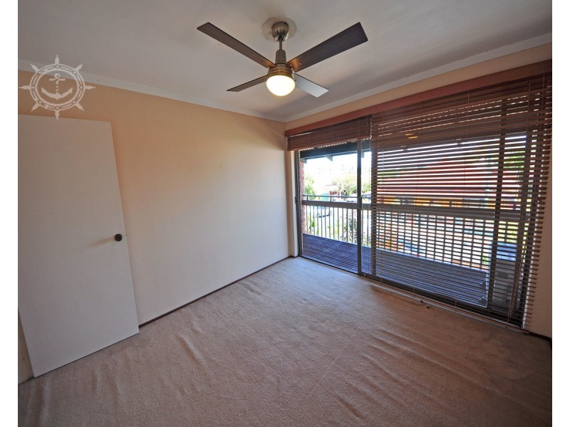 2/10 Stirling Street, Fremantle WA 6160