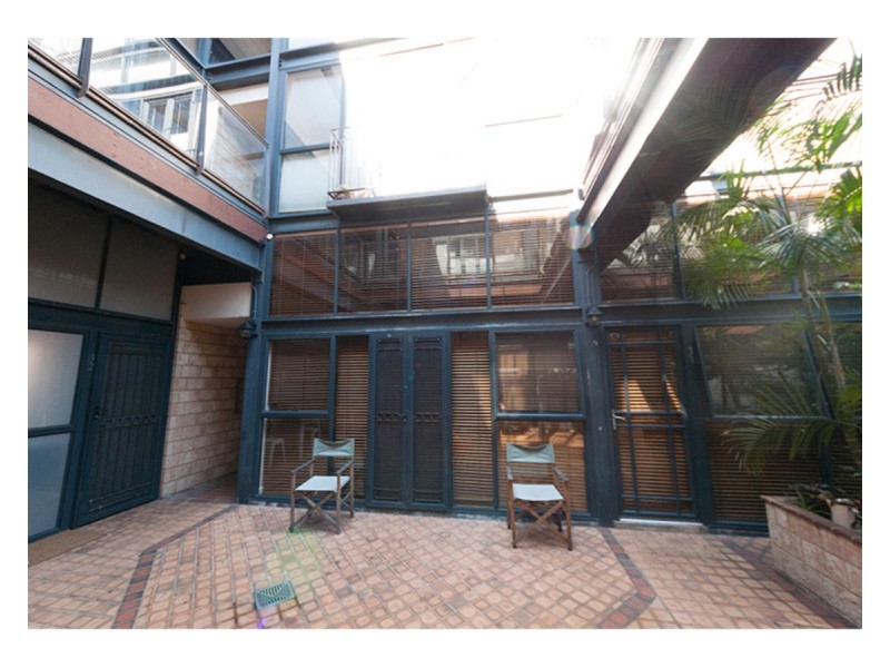 33/13-15 Cantonment, Fremantle WA 6160