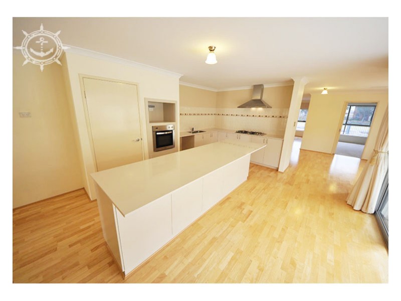 297 Wentworth Parade, Success WA 6164